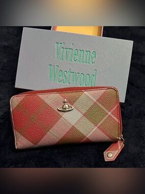 Vivienne Westwood Derby Classic Zip Round Wallet
